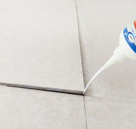 得荣瓷砖空鼓维修公司分享卫生间瓷砖脱落的原因可能有以下几点